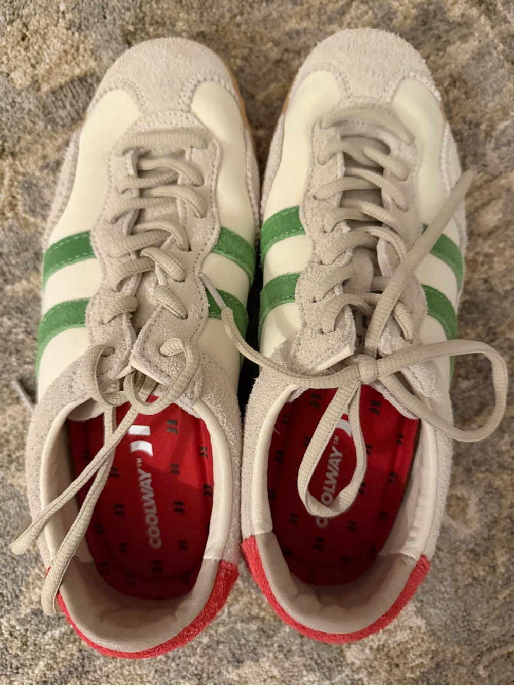 Womans 9 pink Green-Striped Retro Sneaker - Coolway